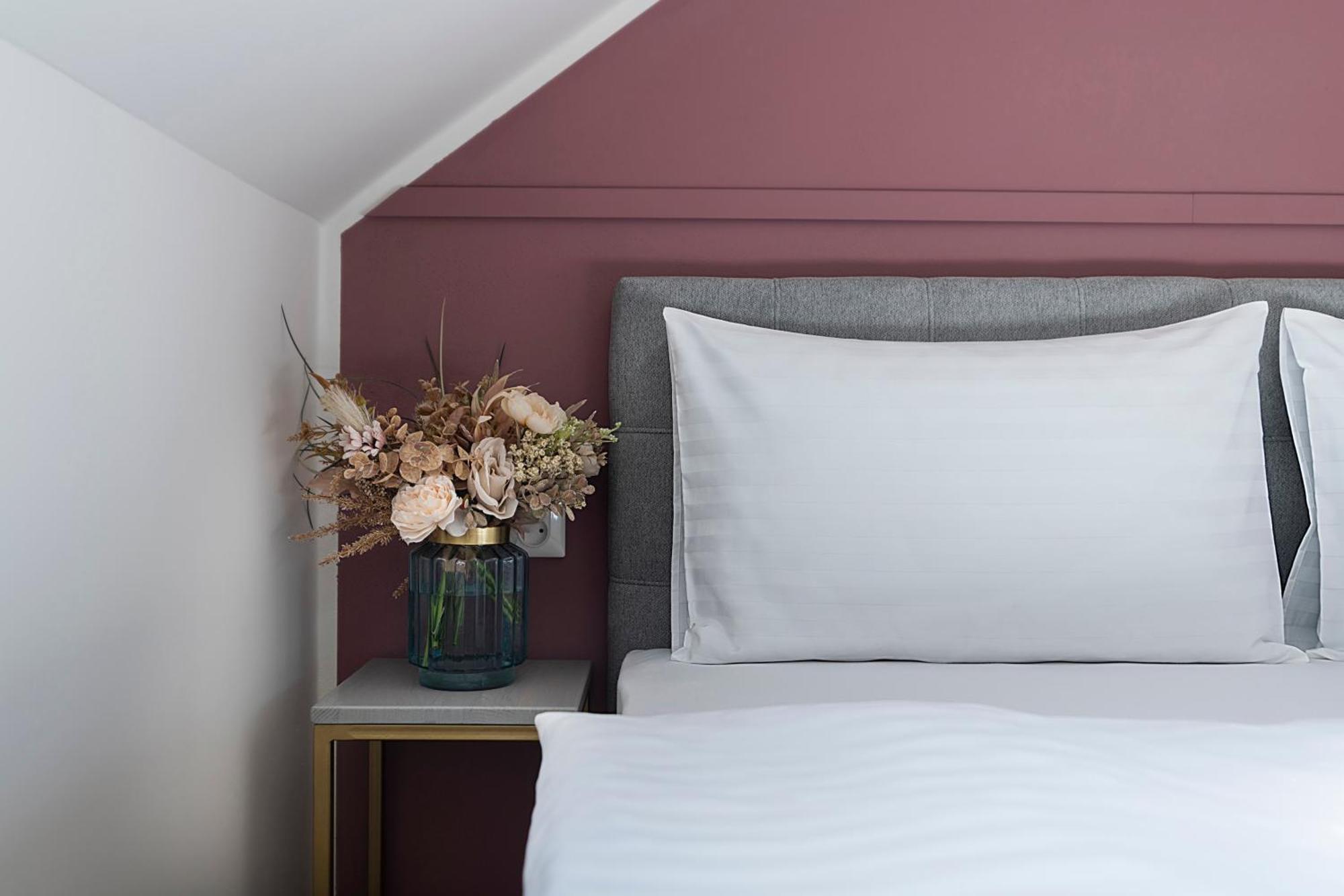 Encore Boutique Residence By Dwellfort Prag Zimmer foto